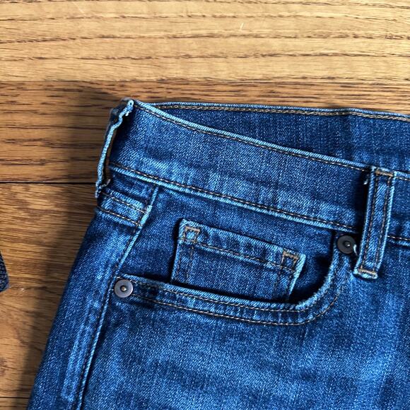 Banana Republic Medium Wash Cuffed Jean Shorts - Picture 2 of 7